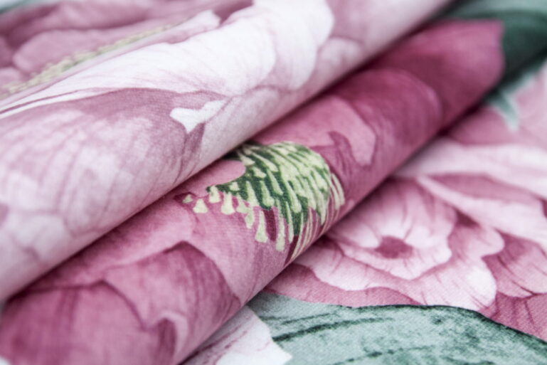 Tkanina obiciowa welur Peony pink - obrazek 4