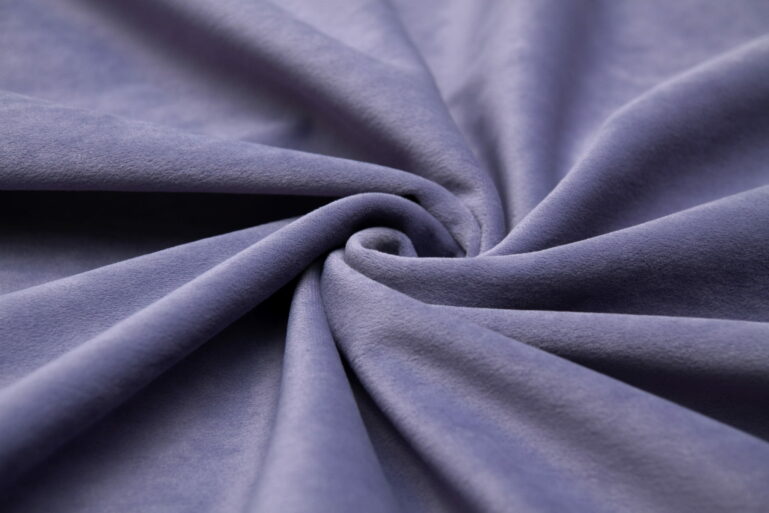 Tkanina obiciowa Cozy Velvet violet - obrazek 3