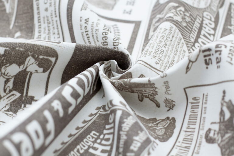Tkanina obiciowa policotton Vintage Newspaper - obrazek 3
