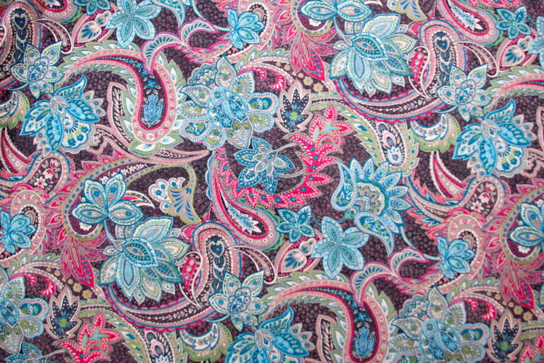 Tkanina obiciowa Alvaro paisley pink - obrazek 2