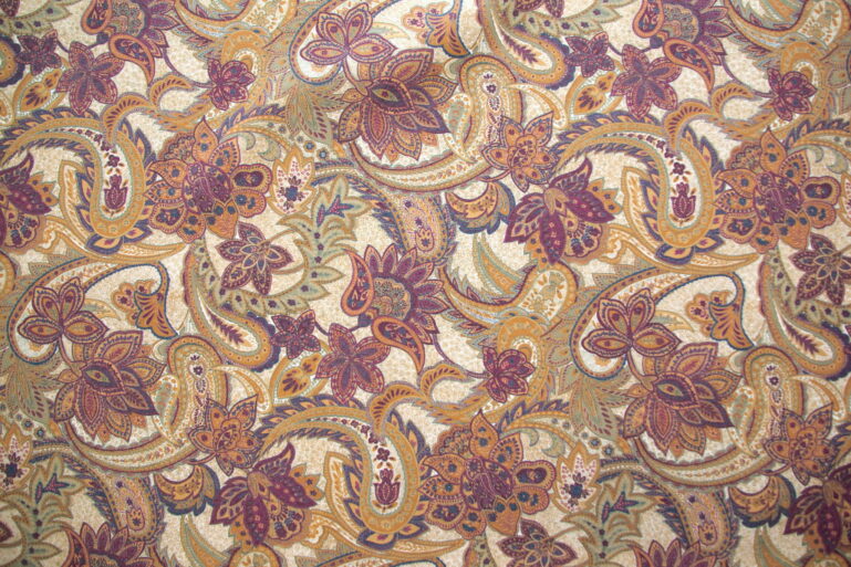 Tkanina obiciowa Paisley Lilac - obrazek 3