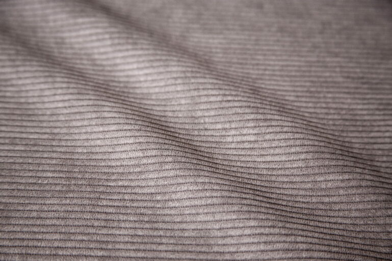Tkanina obiciowa sztruks Corduroy taupe - obrazek 4