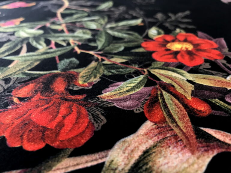 Tkanina obiciowa Floristic black - obrazek 4