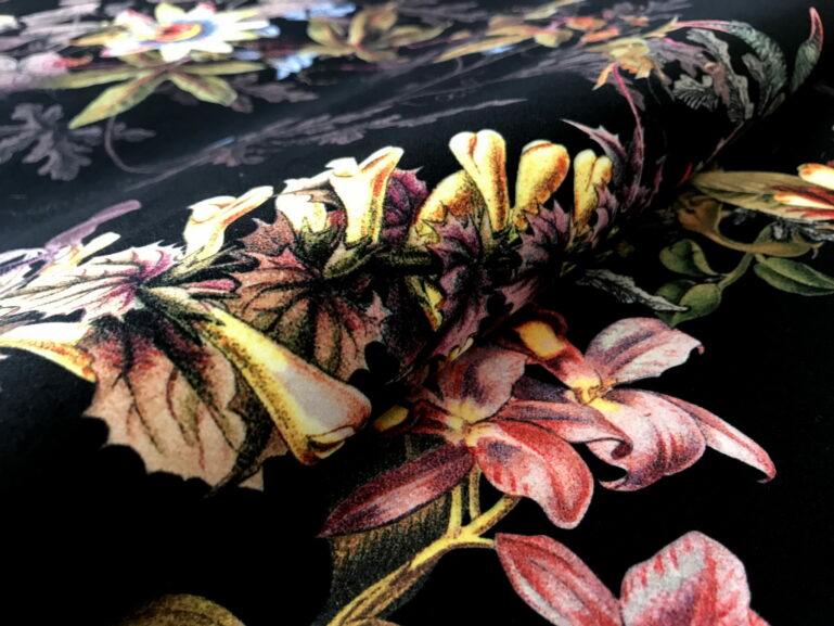 Tkanina obiciowa Floristic black - obrazek 5