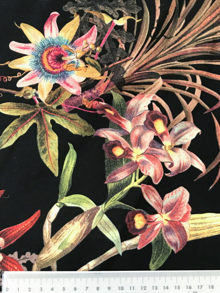 Tkanina obiciowa Floristic black - obrazek 6